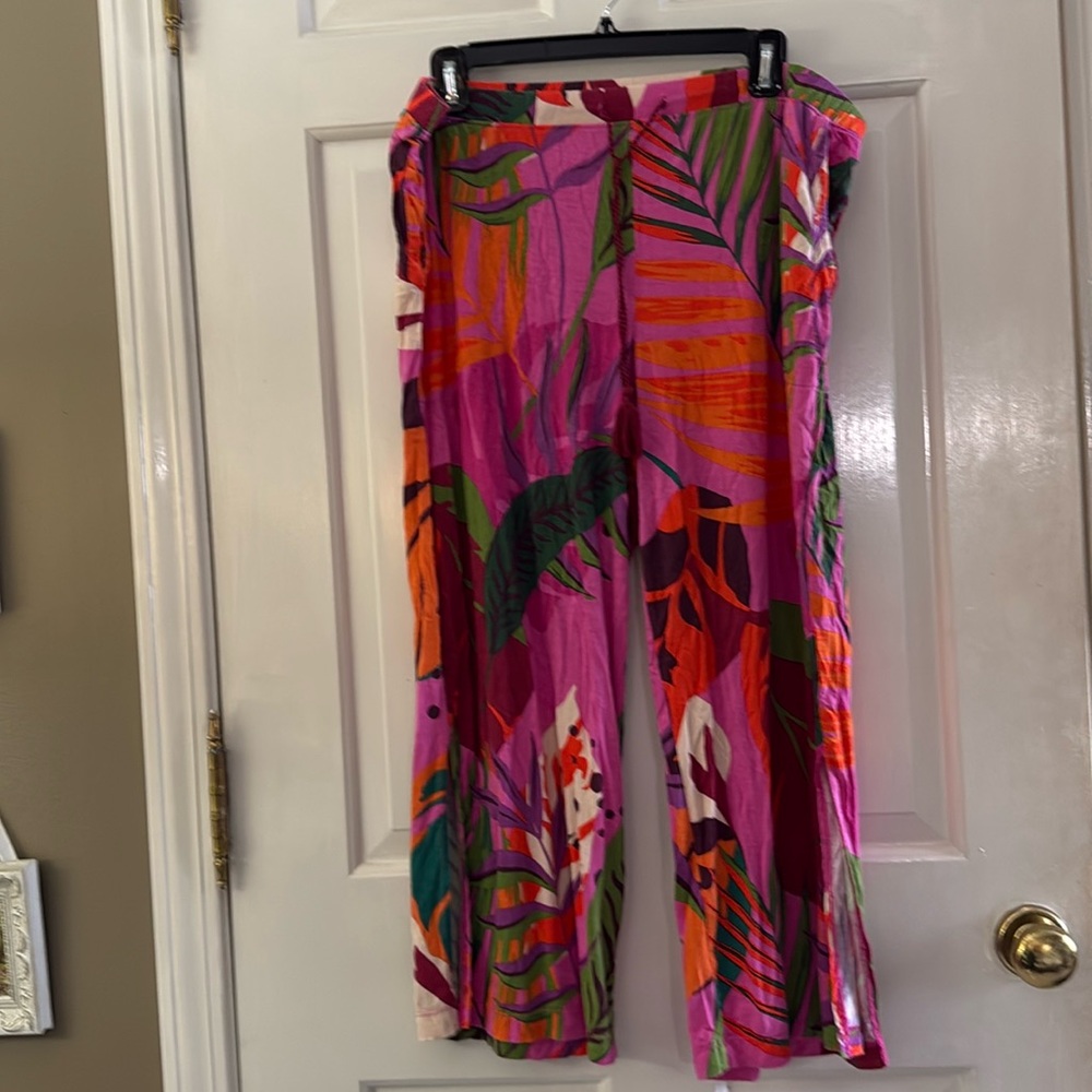 Soma cool nights cropped pajama pants to with matching robe